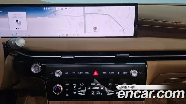 Genesis G80 2025 — Photo 28/38