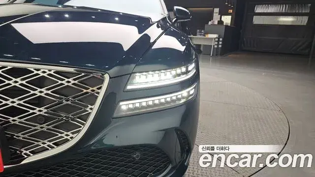 Genesis G80 2025 — Photo 29/38