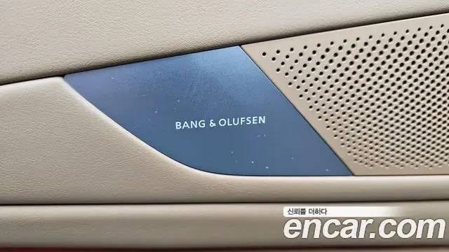 Genesis G80 2025 — Photo 37/38