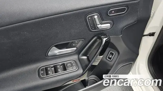 Mercedes-Benz A-Class 2020 — Фото 18/20