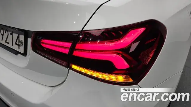 Mercedes-Benz A-Class 2020 — Şəkil 27/31