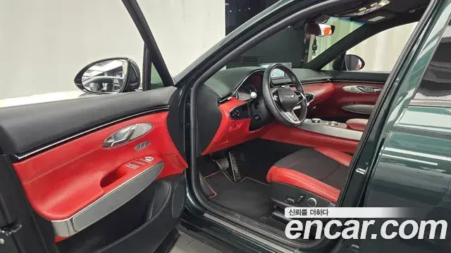 Genesis GV70 2021 — ფოტო 17/31
