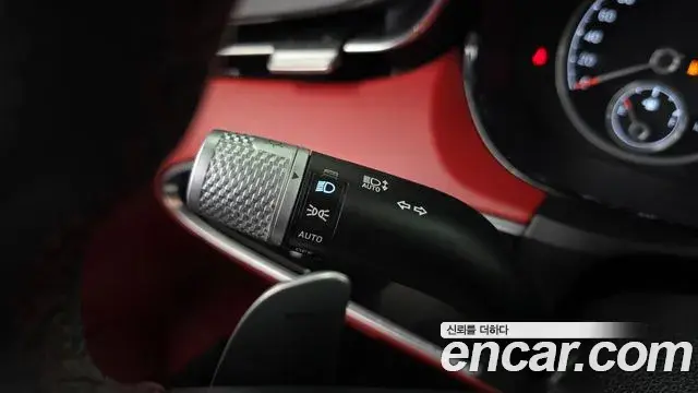 Genesis GV70 2021 — ფოტო 2/31