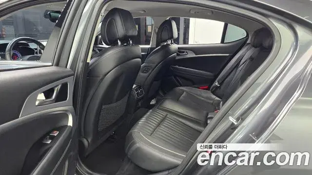 Genesis G70 2019 — Şəkil 25/31