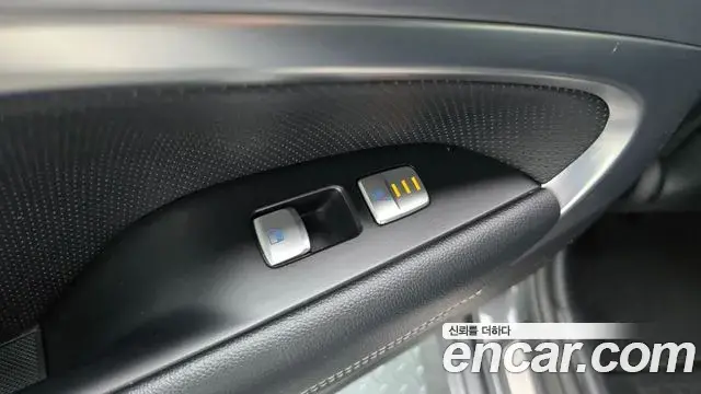Genesis G70 2019 — Şəkil 7/31