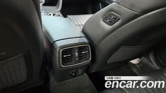 Genesis G70 2019 — Şəkil 12/31