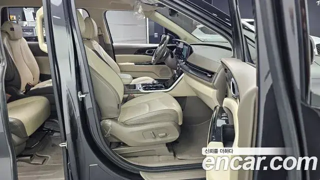 Kia Carnival 2022 — Фото 11/20
