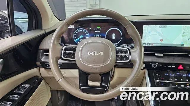 Kia Carnival 2022 — Фото 13/20