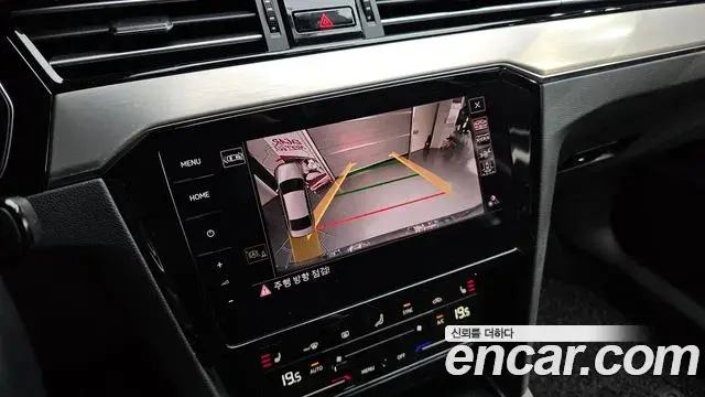 Volkswagen Passat GT 2021 — Şəkil 17/30