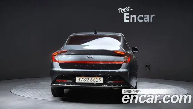 Hyundai Sonata 2022 — Фото 4/20