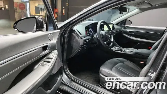 Hyundai Sonata 2022 — Фото 10/20