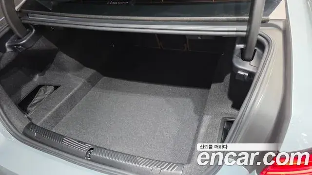 BMW 5 Series 2024 — Şəkil 12/30