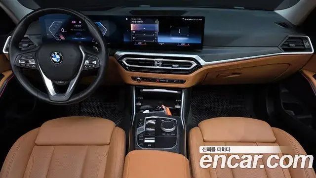 BMW 3 Series 2023 — Photo 18/34