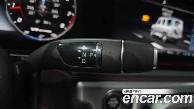 Mercedes-Benz G-Class 2019 — Şəkil 6/20