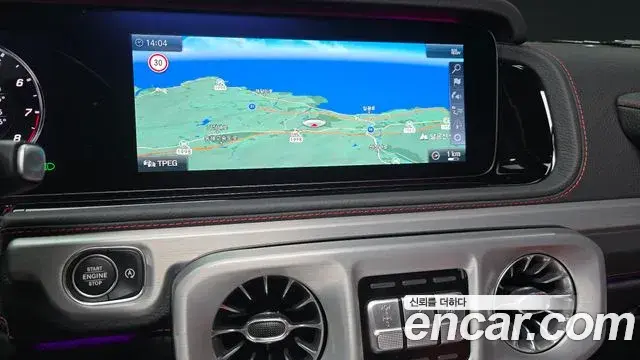 Mercedes-Benz G-Class 2019 — Şəkil 18/20