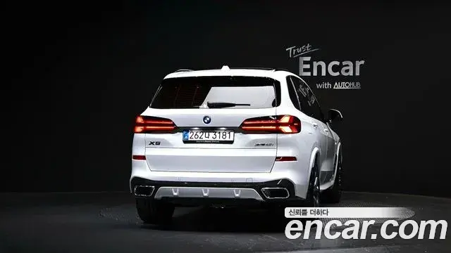 BMW X5 2025 — Фото 4/20