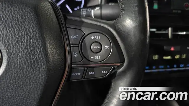 Toyota Avalon 2019 — Photo 15/20