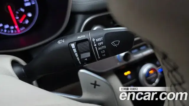Genesis G70 2019 — Photo 11/35