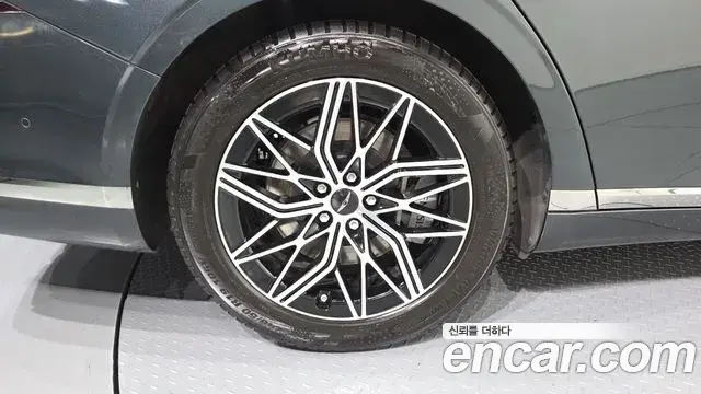 Genesis G90 2022 — Şəkil 33/33