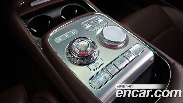 Genesis G90 2022 — Şəkil 22/33