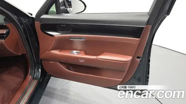 Genesis G90 2022 — Şəkil 18/33