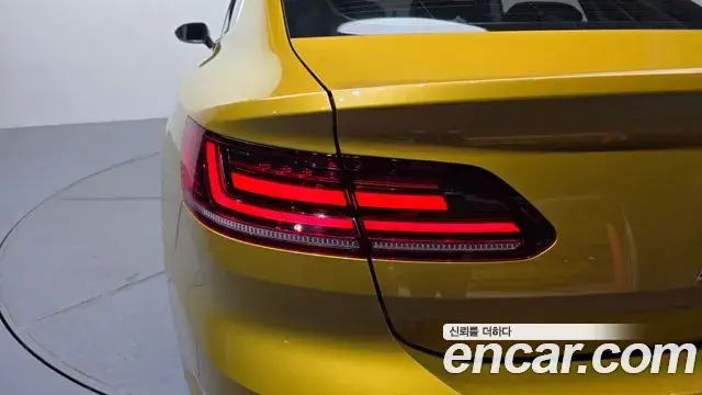 Volkswagen Arteon 2020 — Photo 13/34
