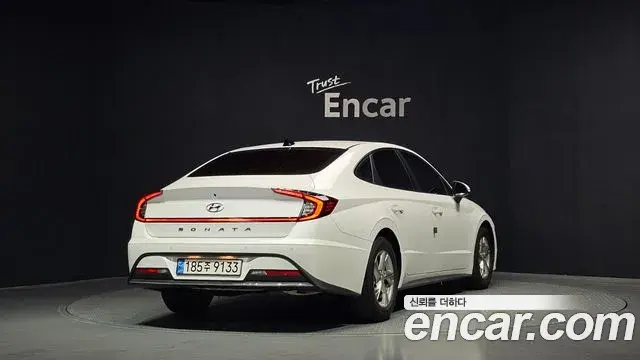 Hyundai Sonata 2019 — Фото 2/20