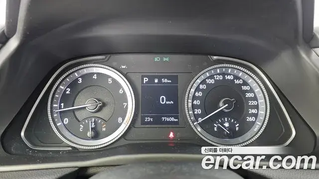 Hyundai Sonata 2019 — Фото 8/20