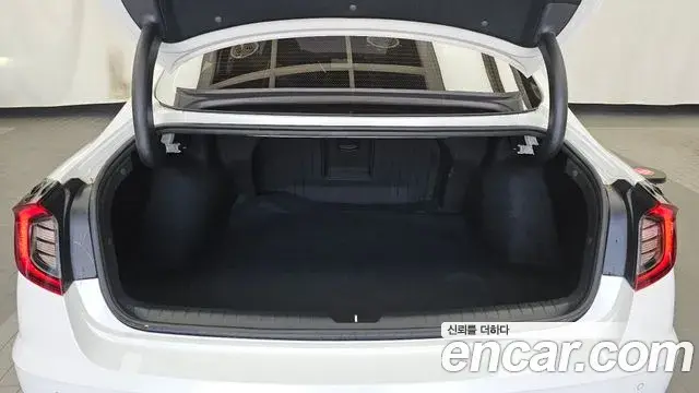 Hyundai Sonata 2019 — Фото 20/20
