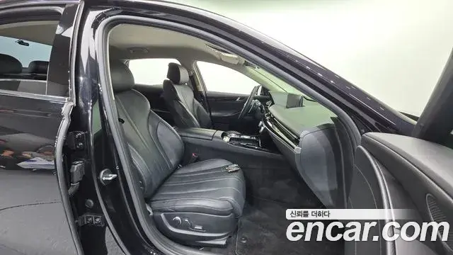 Genesis G80 2022 — ფოტო 10/31