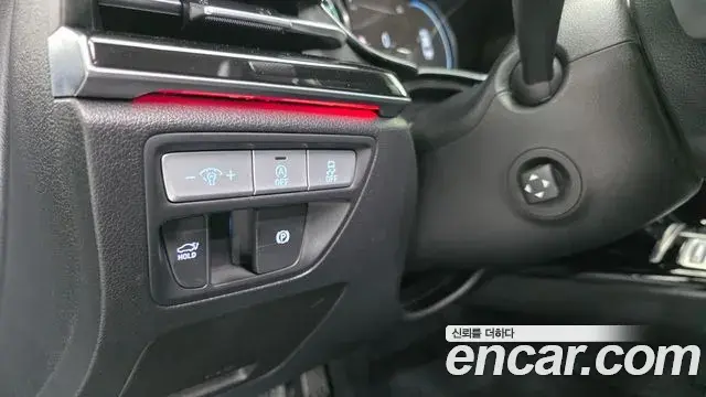 Genesis G80 2022 — ფოტო 14/31