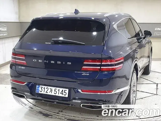Genesis GV80 2023 — ფოტო 19/20
