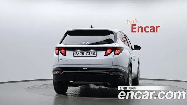 Hyundai Tucson Hybrid 2021 — ფოტო 15/31