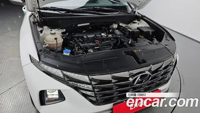 Hyundai Tucson Hybrid 2021 — ფოტო 16/31