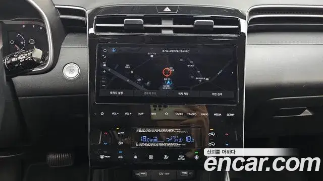 Hyundai Tucson Hybrid 2021 — ფოტო 17/31