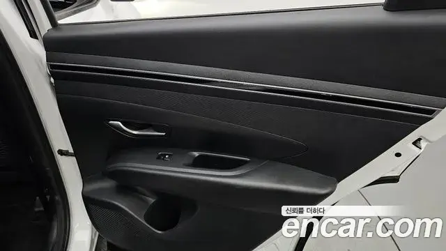 Hyundai Tucson Hybrid 2021 — ფოტო 21/31