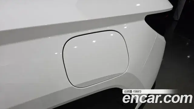 Hyundai Tucson Hybrid 2021 — ფოტო 2/31