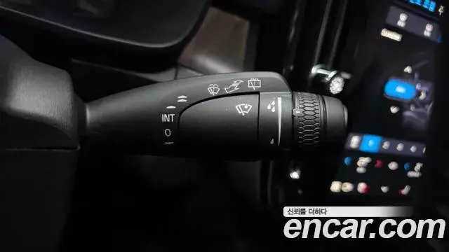 Volvo XC40 Recharge 2024 — ფოტო 5/36