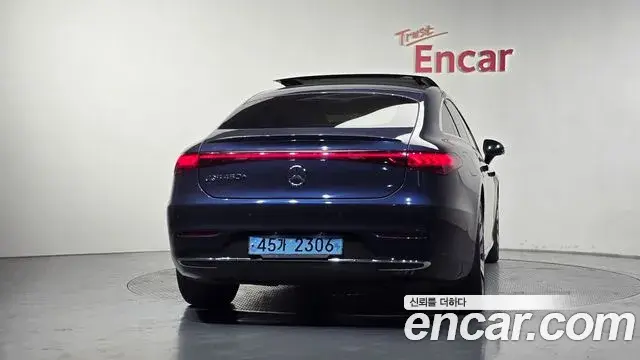 Mercedes-Benz EQS 2022 — Şəkil 21/36