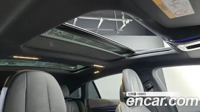 Mercedes-Benz EQS 2022 — Şəkil 27/36