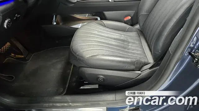 Mercedes-Benz EQS 2022 — Şəkil 28/36