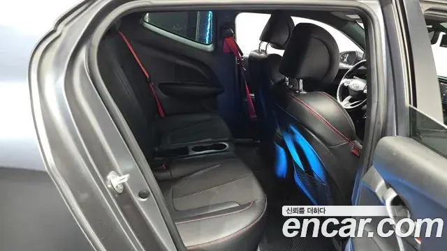 Hyundai Veloster 2019 — Фото 11/20