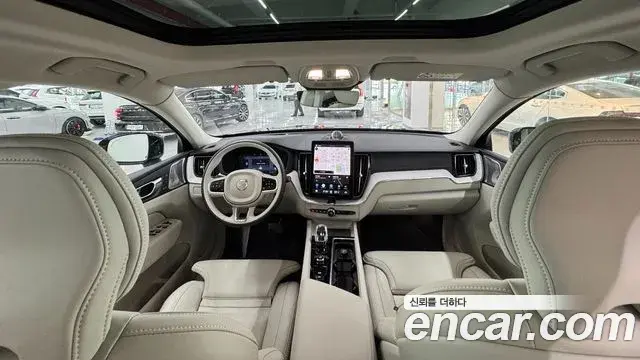 Volvo XC60 2026 — ფოტო 9/19