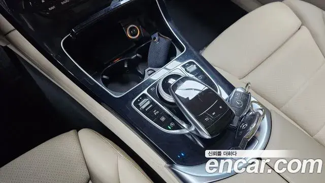 Mercedes-Benz GLC-Class 2018 — Фото 19/20