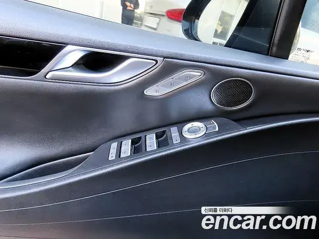 Genesis G80 2020 — Photo 15/20