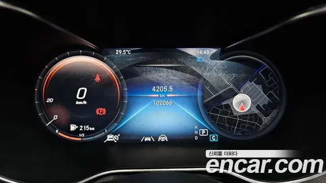Mercedes-Benz C-Class 2022 — Photo 16/31