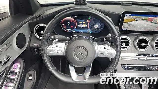 Mercedes-Benz C-Class 2022 — Photo 20/31