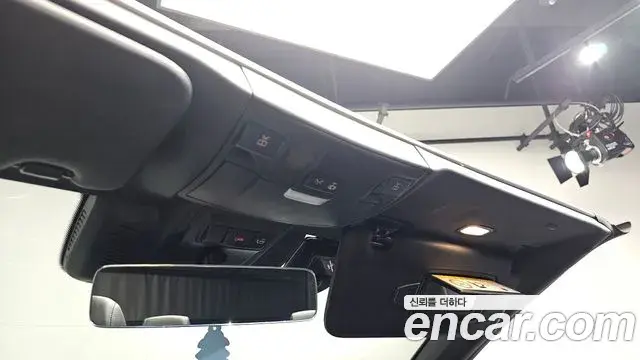 Mercedes-Benz C-Class 2022 — Photo 4/31