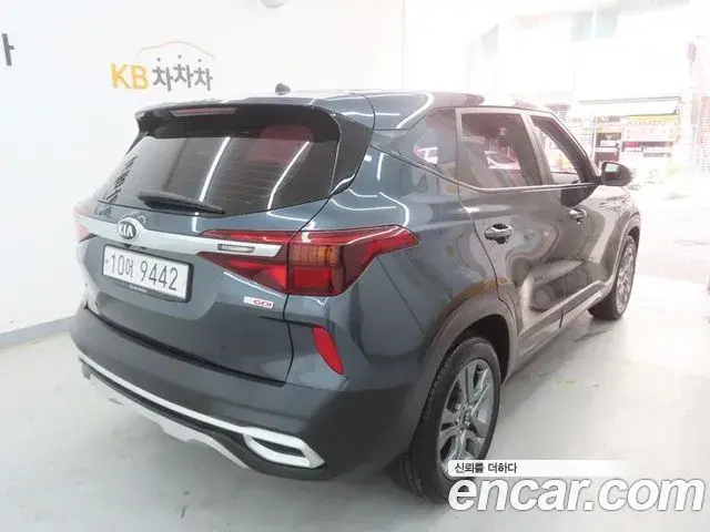 Kia Seltos 2019 — Photo 2/20