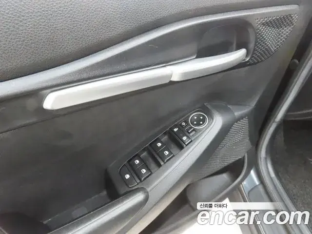Kia Seltos 2019 — Photo 7/20